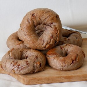 통밀 호두 크랜베리 베이글 110g